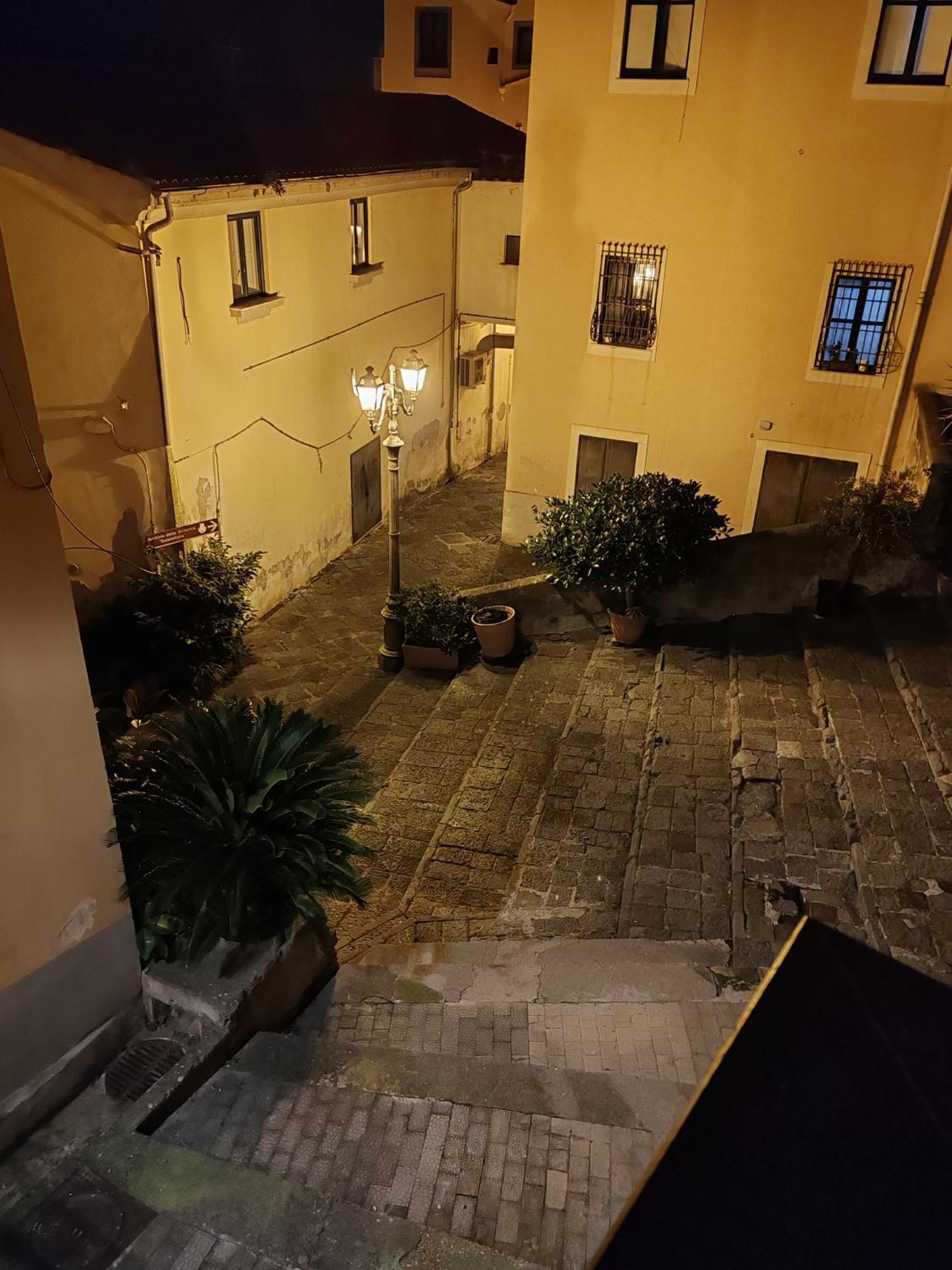 Smart House Ingresso Indipendente- Amalfi Coast Apartamento Salerno Exterior foto