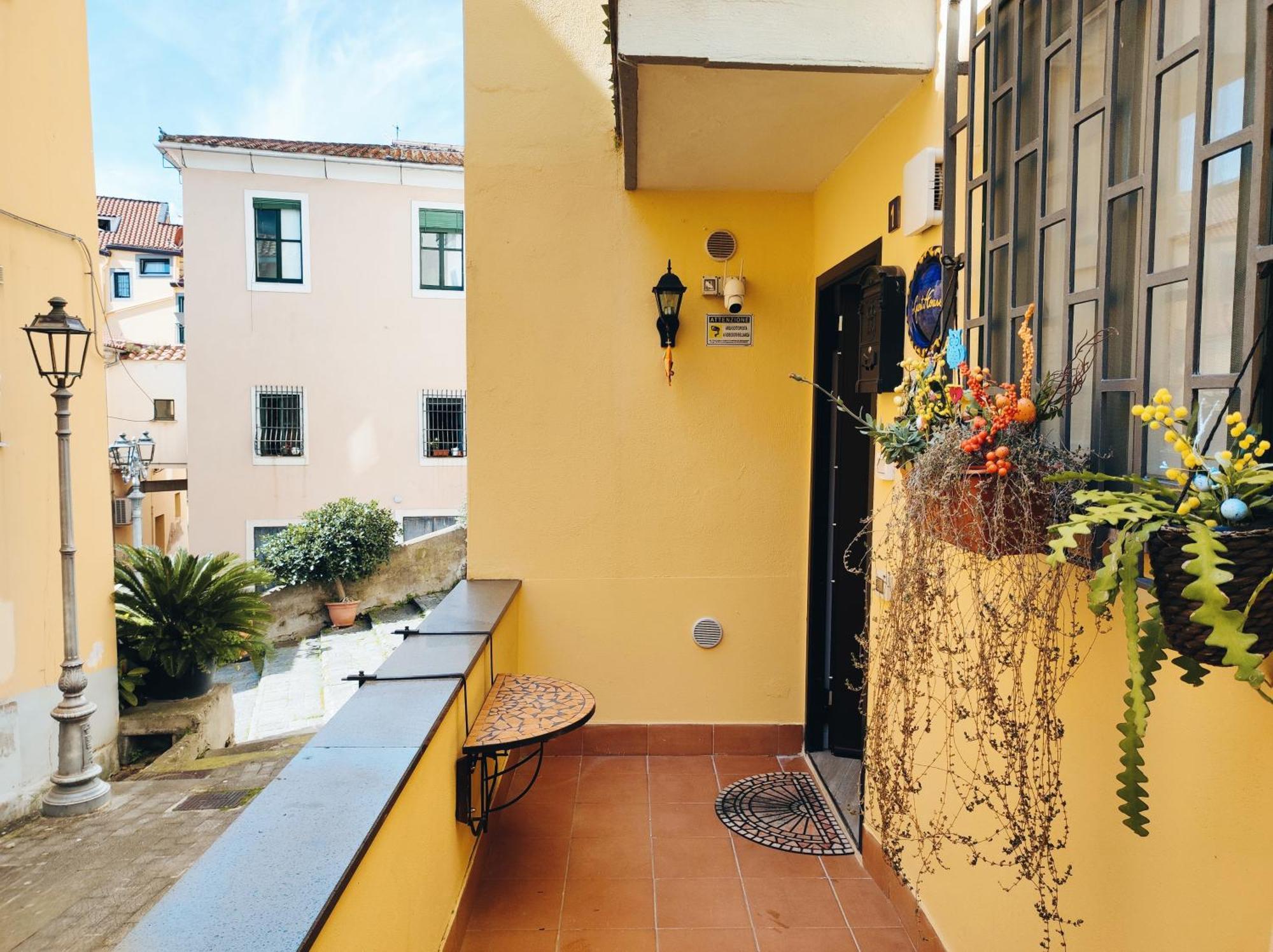 Smart House Ingresso Indipendente- Amalfi Coast Apartamento Salerno Exterior foto